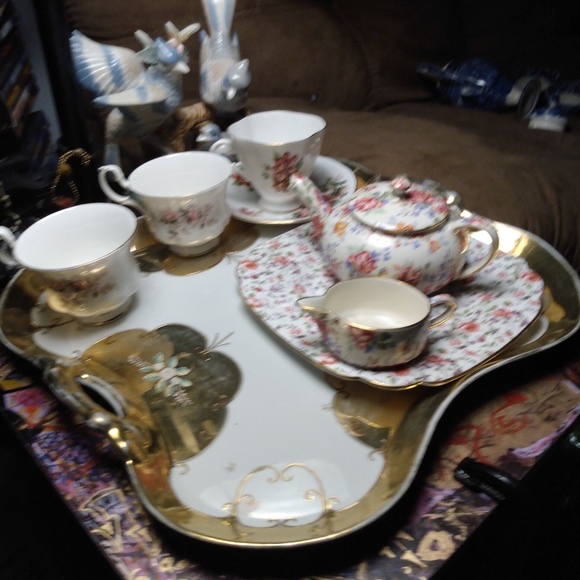 Atique Royal Carlton tray kinda heavy